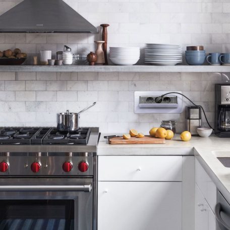 GLB 20440 Elosztó rejtett 3-as felnyíló szálcsiszolt 