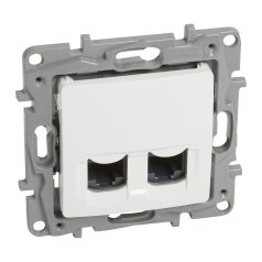 Legrand 764574 Niloé 2xRJ45 aljzat fehér