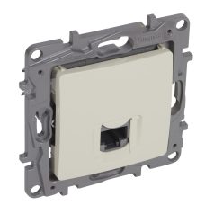 Legrand 764673 Niloé UTP RJ45 CAT6 bézs