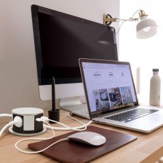 GLB 20433 Rejtett Elosztó, 3x2P+F+USB