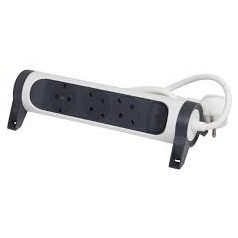   Legrand 694535 Elosztósor Premium 3x2P+F forgatható, 3 m vezetékkel, fehér