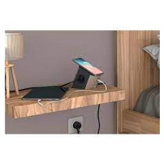   Legrand 694500 Multifunkciós elosztó 2x2P+F, indukciós töltővel, USB-A + USB-C, 2 m vezetékkel, szürke-barna