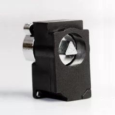 IDE 48463 háromszög alakú zárbetét