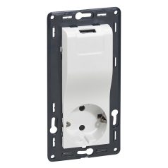   Legrand 764530 Niloé 2P+F/USB kombinált csatlakozóaljzat fehér #