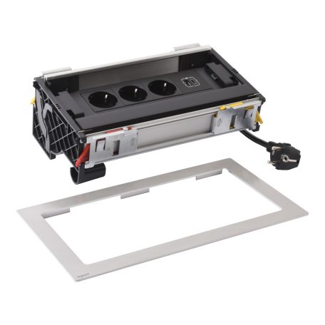 Legrand 654854 Incara Incara Flip up - bútorba süllyeszthető, 8 modul, 3x2P+F + USB A+C aljzat, 2m kábellel, alumínium