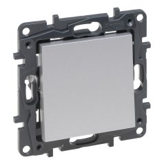   Legrand 863309 Niloé Step egypólusú nyomó, 6A, alumínium
