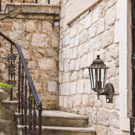 Rábalux 8218 Velence kültéri fali lámpa, mozgásérzékelős, arany, E27, 60W, IP44