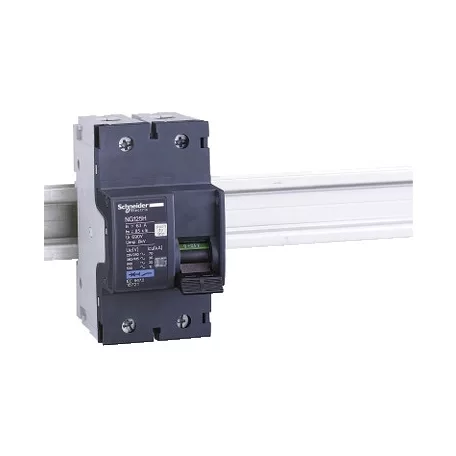 Schneider 18720 NG125H kismegszakító, 2P, C, 50A